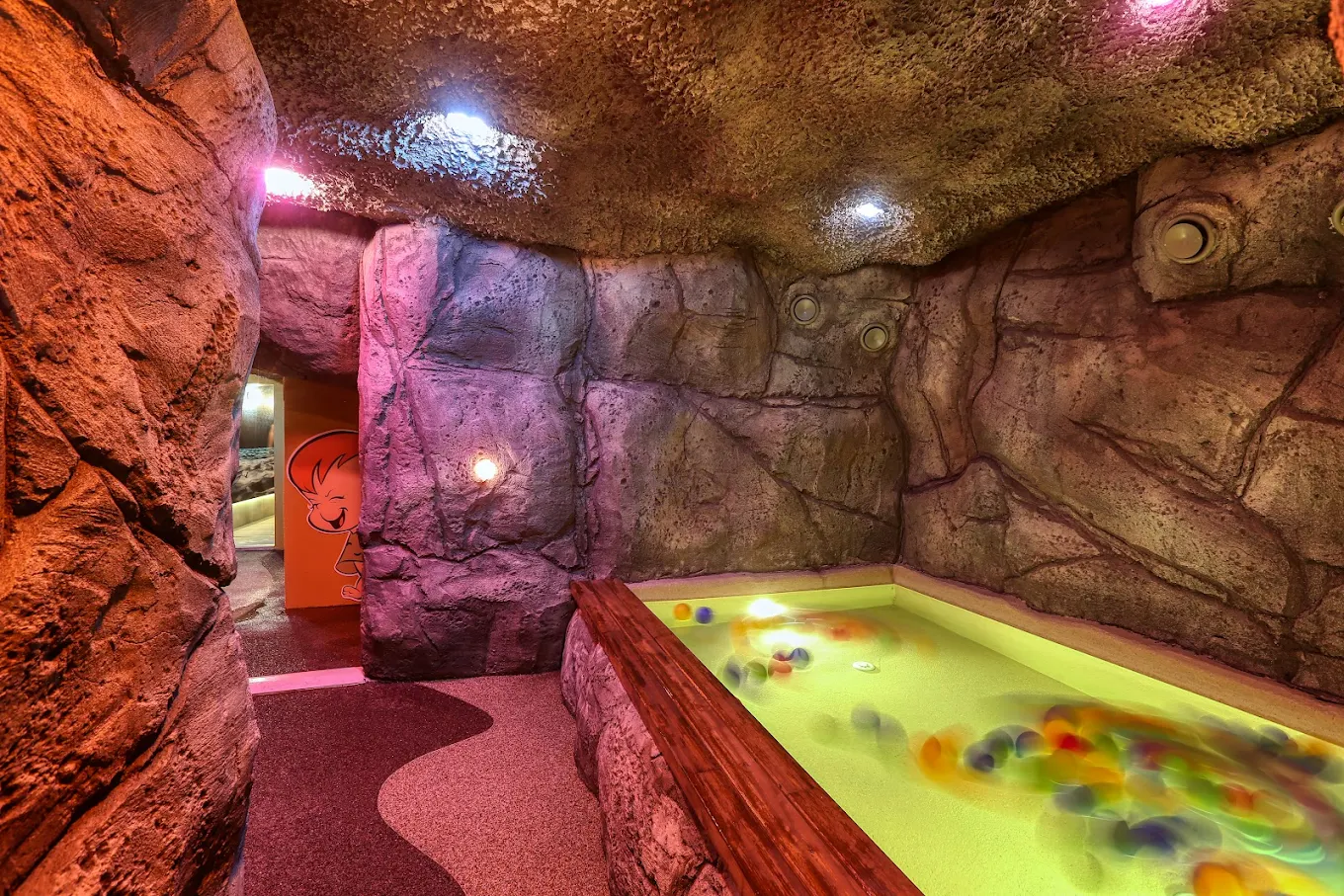 Almira Hotel - View 4